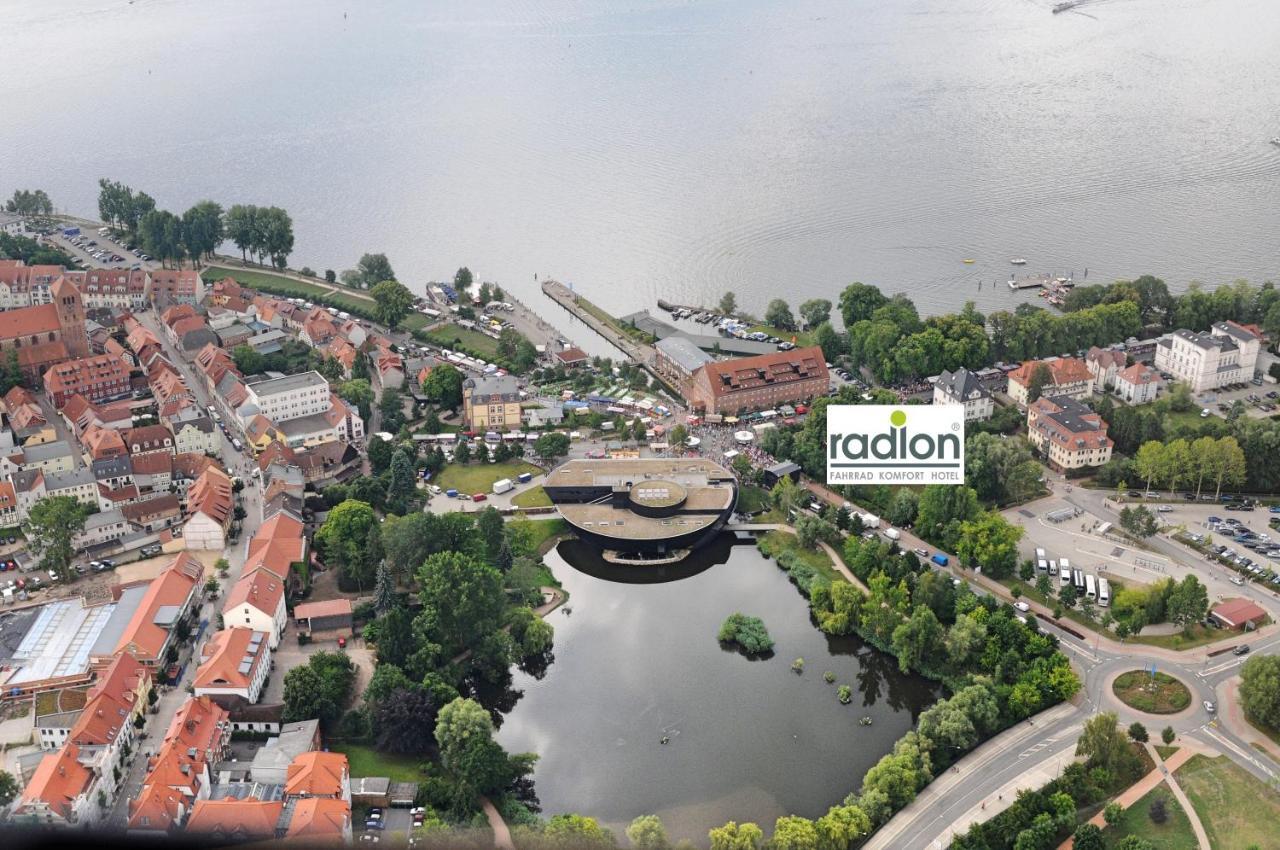 Radlon Fahrrad-Komfort-Hotel Waren  Exteriör bild